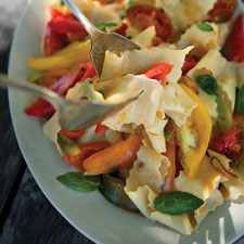 Heirloom tomato & fresh pasta salad